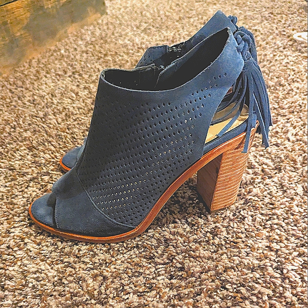 Giani bini blue heels